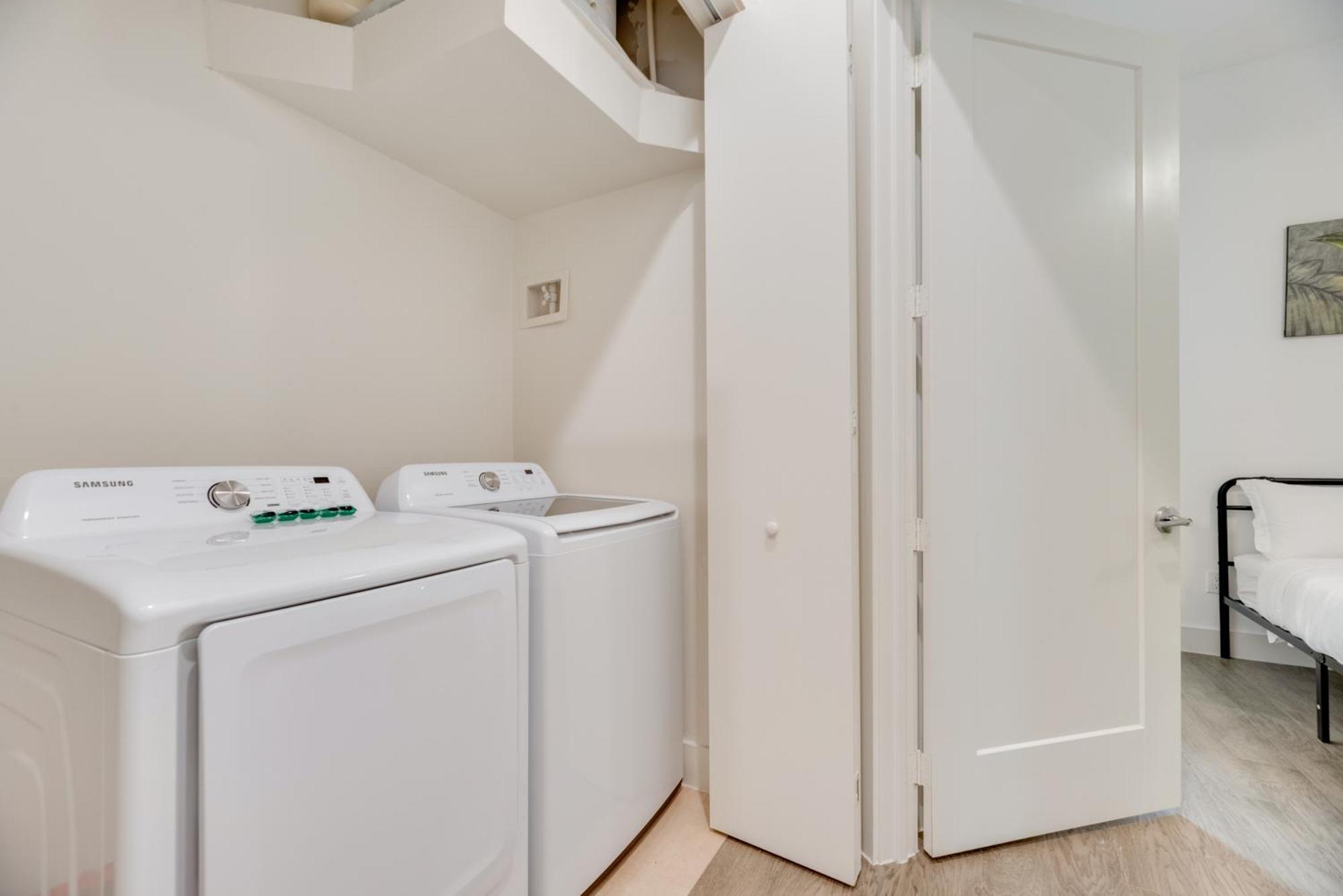 Snappy Loft Style 2Br I Gym I Parking I Workspace Dallas Exteriér fotografie