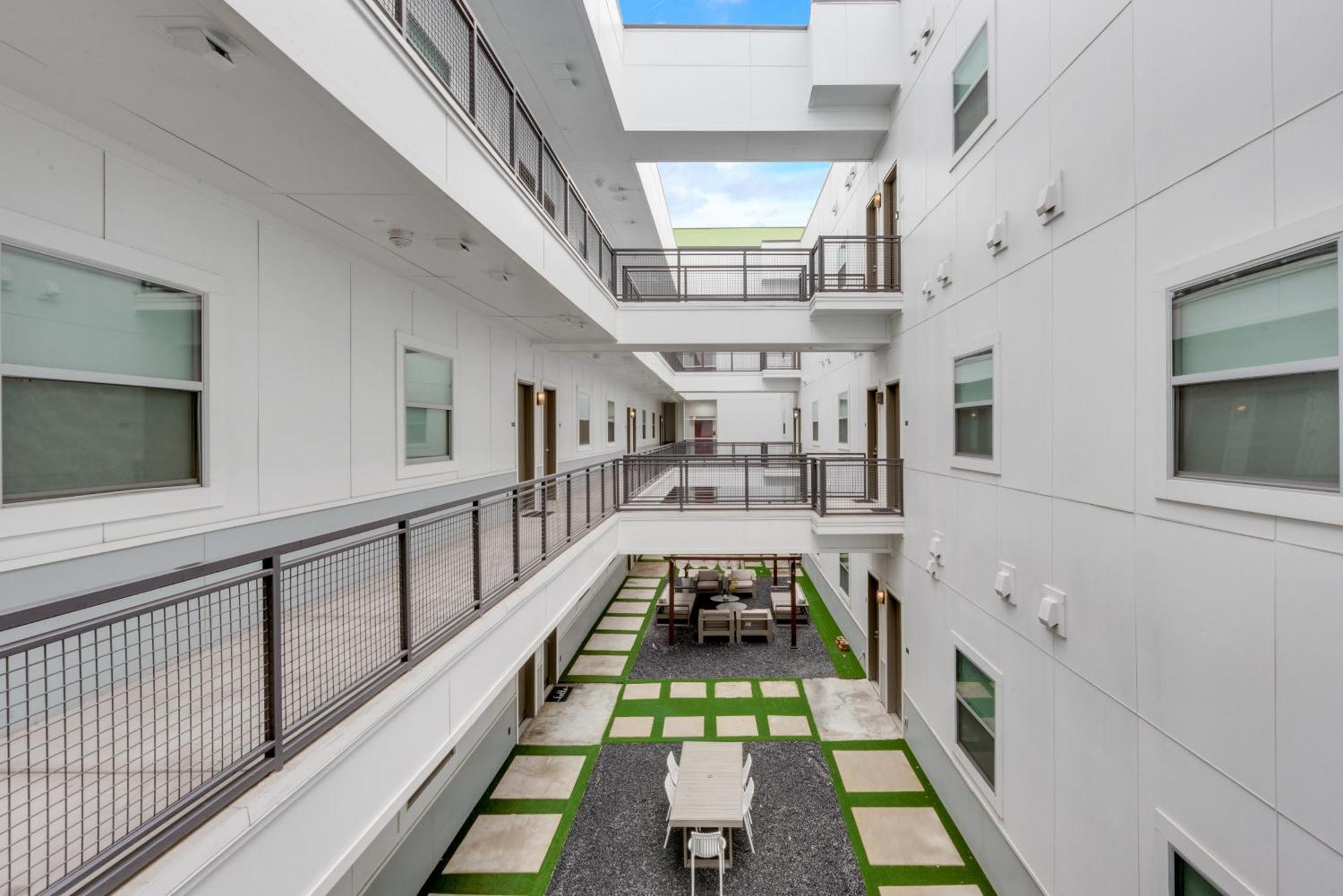 Snappy Loft Style 2Br I Gym I Parking I Workspace Dallas Exteriér fotografie